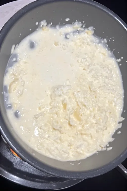 hot-honey-beef-bowl-cottage-cheese-warming.jpg